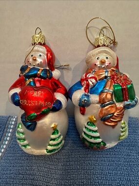 Thomas Pacconi silvered hand blown glass snowman ornaments. 2002 & 2003.